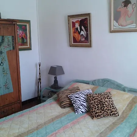 Le Clos Des Cigales 4*