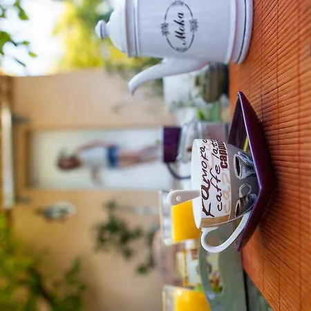 Le Clos Des Cigales 4*