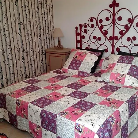 Bed & Breakfast Le Clos Des Cigales 3*
