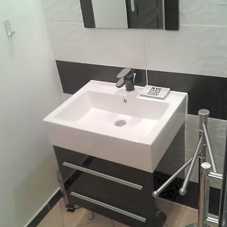 Le Clos Des Cigales 3*