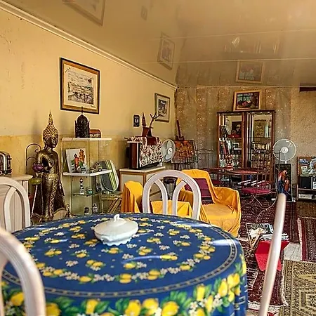 Le Clos Des Cigales Bed & Breakfast Cassis